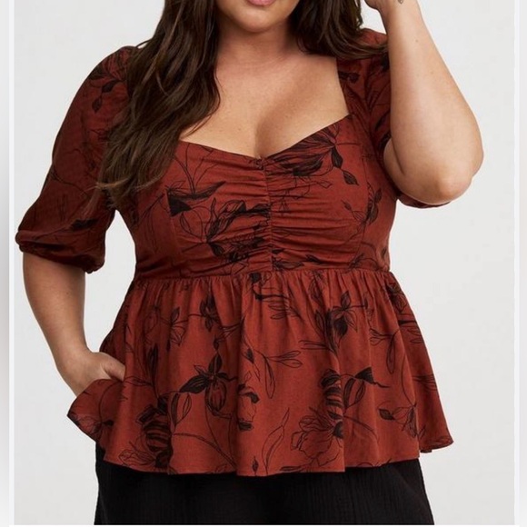 Torrid Peplum Sweetheart Top Size 3X Puff Sleeve Smocked Floral Fairy Witchy - Picture 1 of 9
